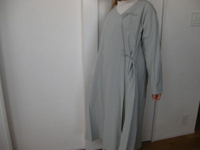 画像2: HAU　one piece "china robe" ライトグレー